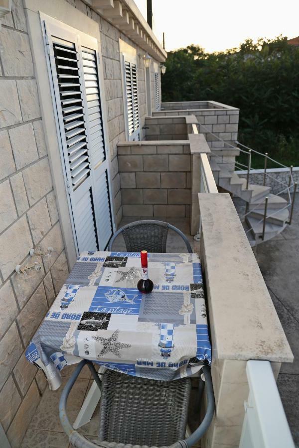 Apartments Katica Λομπάρδα Εξωτερικό φωτογραφία