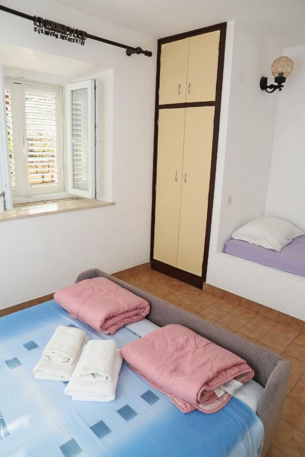 Apartments Katica Λομπάρδα Εξωτερικό φωτογραφία